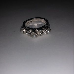 Pearl and silver ring